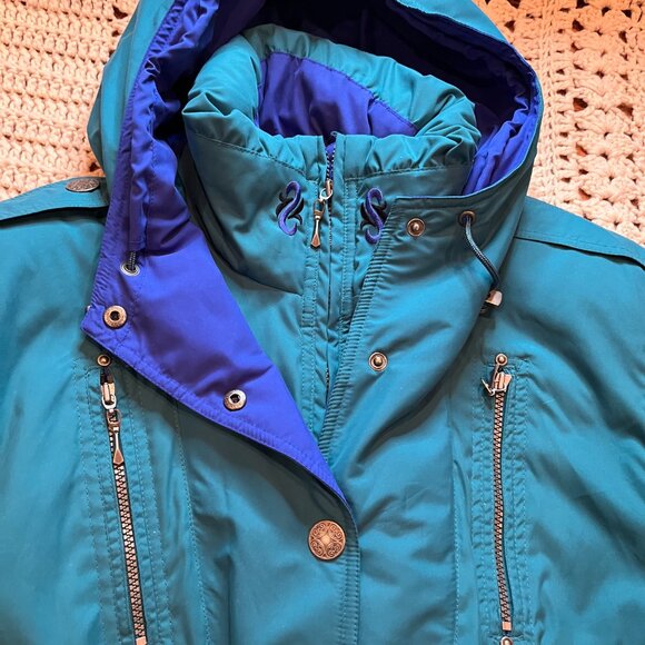 Skiing Passport Innsbruck Vintage Teal Snow Skiing or Boarding Jacket Small - Picture 2 of 12